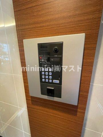 アミティエ扇町リアンの玄関