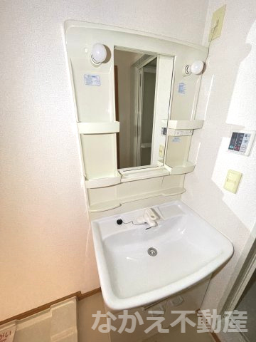 【洗面所】 | 忙しい朝には欠かせない洗面所です