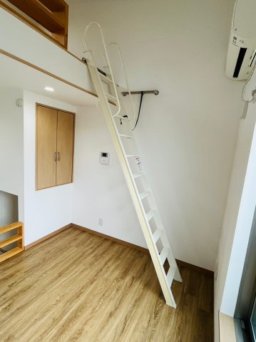 仲介手数料0円！！アースクエイク豊の内装