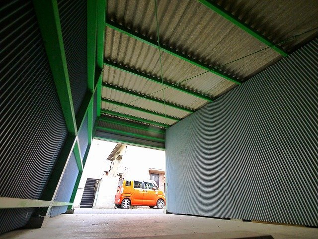 前栽町倉庫（駒ノ口ガレージ）