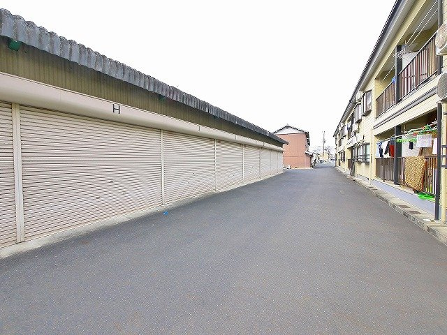 前栽町倉庫（駒ノ口ガレージ）