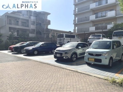 【駐車場】 | 阪急日生ニュータウン花咲く丘の街C棟 | 駐車場ございます♪
