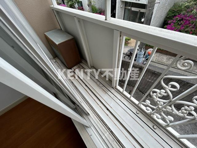 【バルコニー】 | 山王スバル | 暖かな日差しのふりそそぐバルコニー