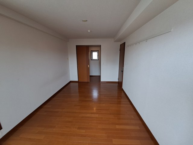 アイエフコート西宮の洋室