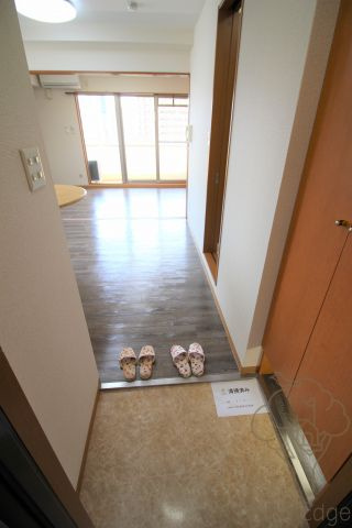 インペリアルレジデンスの玄関
