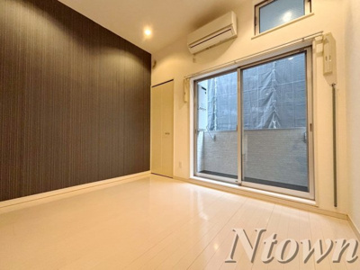 【居間・リビング】 | デザイナーズコーポ名北 | ゆったりとした居間です