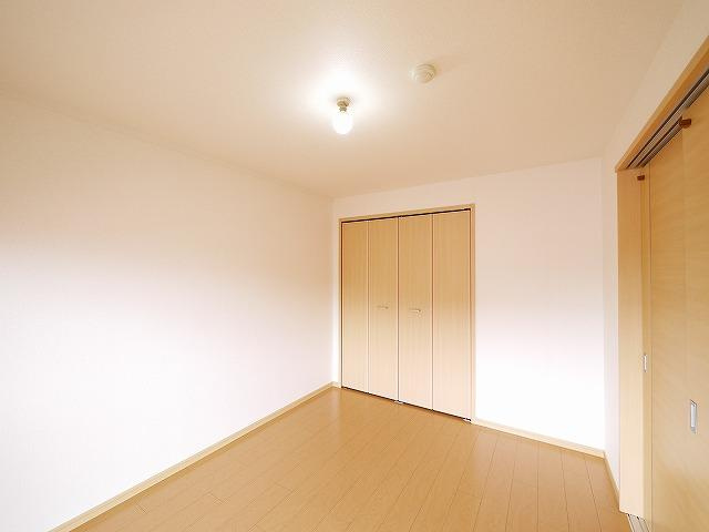 アメニティ前栽２号館の洋室|個人の部屋や寝室として使える洋室です