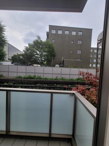クオレールの展望|目の前が滋賀大学の校舎です。