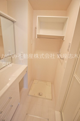 【洗面所】 | クリスタＢ(Ｄ-ｒｏｏｍ) | 同物件別号室参考写真