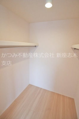 【収納】 | クリスタＢ(Ｄ-ｒｏｏｍ) | 同物件別号室参考写真