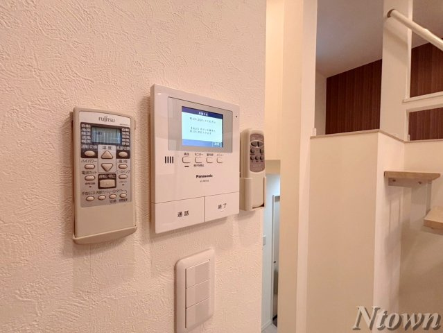 【セキュリティ】 | セレーノオオゾネ | モニター付きインターホンです