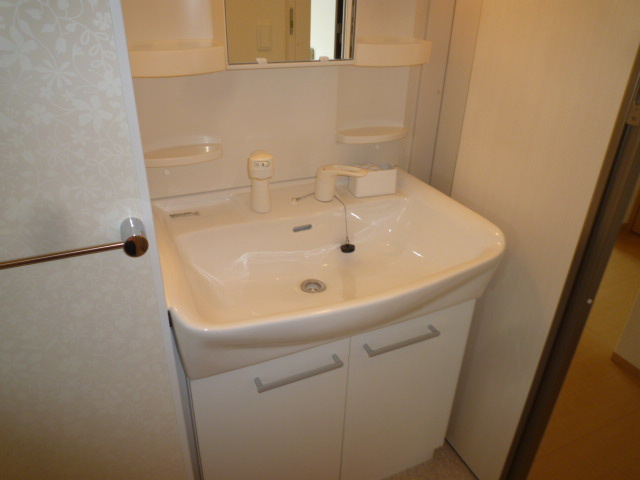 古新田　ＰＡＤＤＹの洗面所|洗髪洗面化粧台