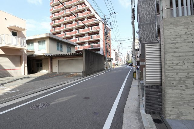 サヴォイ博多スーペリア　6階の駐車場