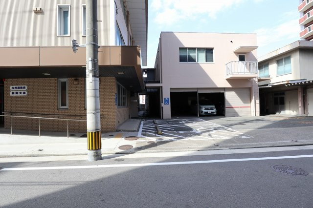 サヴォイ博多スーペリア　6階の駐車場