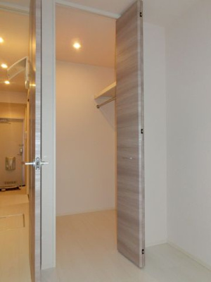 【収納】 | M.Oハイツ31 | M.Oハイツ31　ウォークインクローゼット