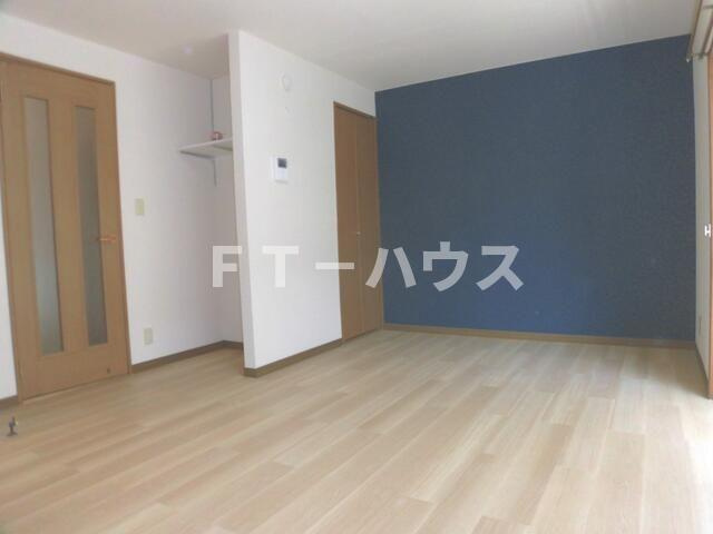 シャンブル・ミモザの寝室