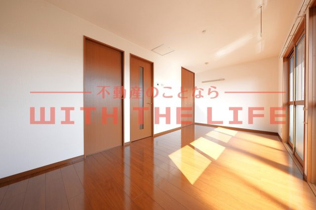 カーサオークマ【10，000円キャッシュバック対象物件】の居間・リビング|使いやすい居間です