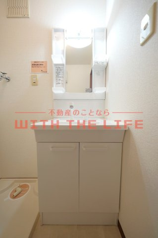 カーサオークマ【10，000円キャッシュバック対象物件】の独立洗面台|使いやすい独立洗面台です