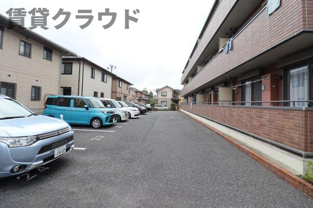 タムナスコートの駐車場|駐車場があります