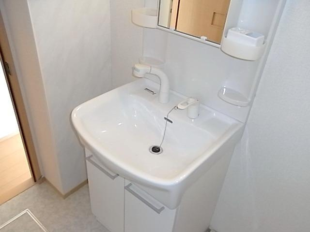 カスターノAの洗面所