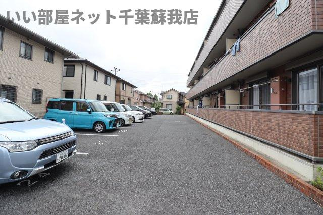 タムナスコートの駐車場|駐車場です