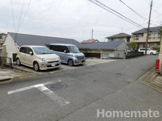 【駐車場】