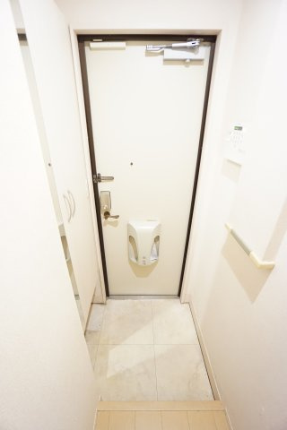 【玄関】 | メゾン ブリーゼ | ※同物件・同タイプの写真です。