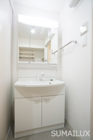 熊本市中央区古大工町の賃貸マンションの洗面所