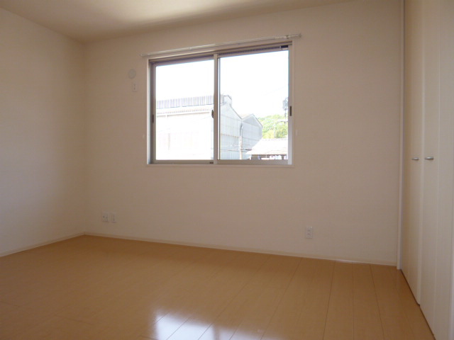 カイマナ・ヒラの寝室|洋室