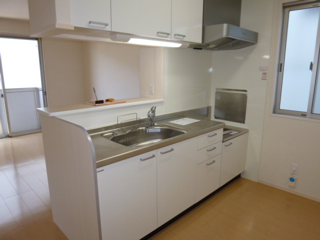 カイマナ・ヒラのキッチン|キッチン