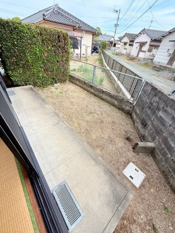 プラザハウスBの庭