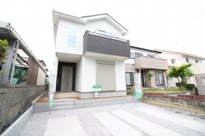 【外観】 | 太田市藤久良町　新築住宅 | 約23帖の広々としたLDKの4LDK新築住宅☆