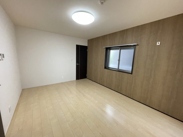 【居間・リビング】 | フジパレス東三国5番館 | こちらの居間で趣味の時間をお楽しみください