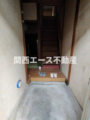 【玄関】 | 三箇１丁目貸家
