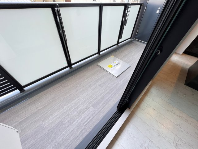 エステムプラザ南船場レジスタのバルコニー