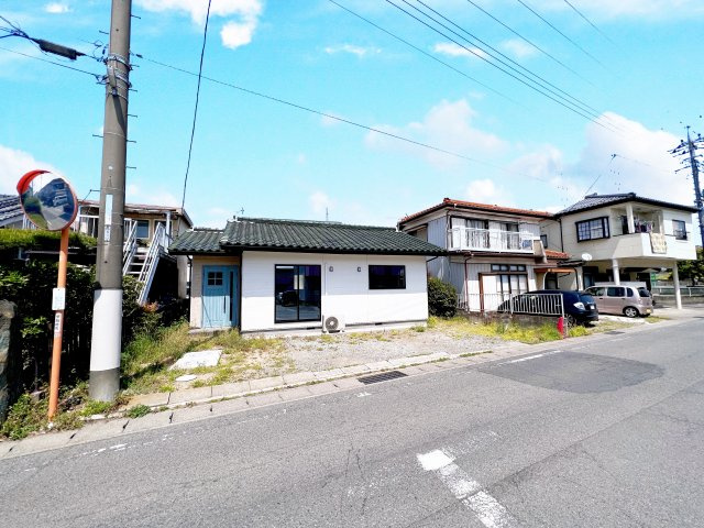 伊勢崎市上諏訪町　中古住宅の外観