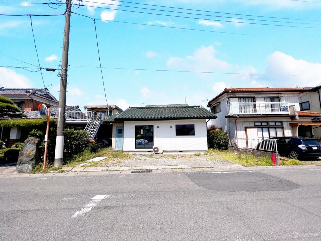 伊勢崎市上諏訪町　中古住宅の外観