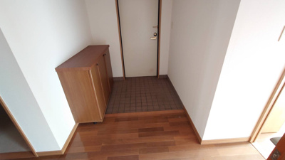 【玄関】 | サン梅ノ木沢A棟