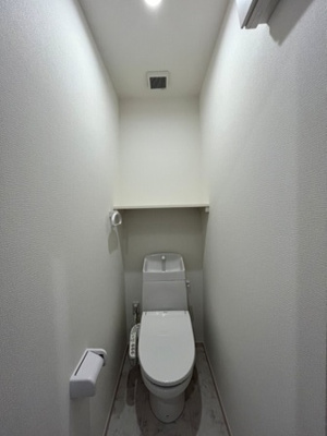 【トイレ】 | ヴァンベール | 落ち着いた色調のトイレです