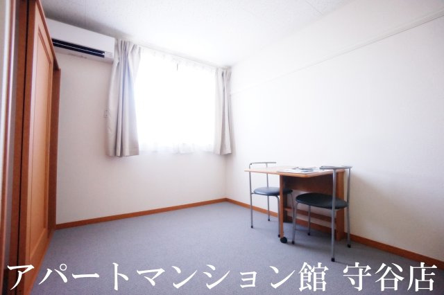 レオパレスTMおゆみ野の居間・リビング|画像10