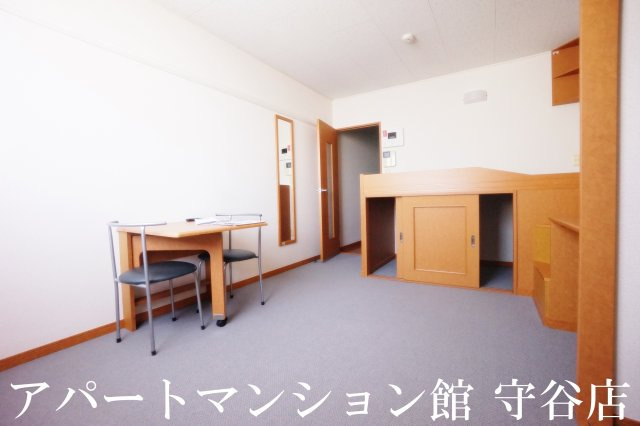 レオパレスTMおゆみ野の寝室