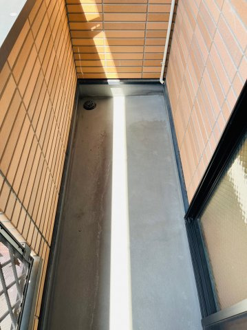 仲介手数料0円！！エランド大須のバルコニー