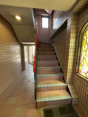 【その他共用部分】 | アピア幸和 | 共用部分の階段です