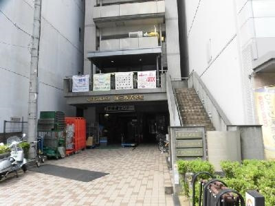 パラーティ21塚本の外観