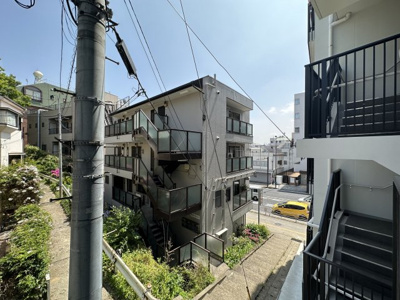 【展望】 | セルアージュ横濱天王町 | 第一種低層住居専用地域のため、周辺は住宅地が広がります。