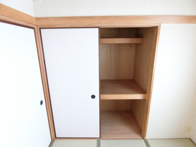 フリーディオ富田林の収納