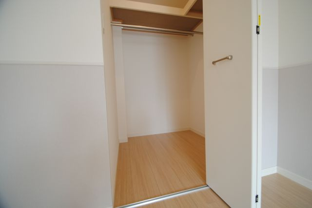 プレジデント正弥久留米駅前の収納|ウォークインクローゼット