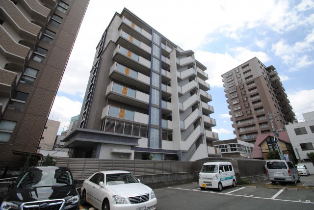 プレジデント正弥久留米駅前の外観