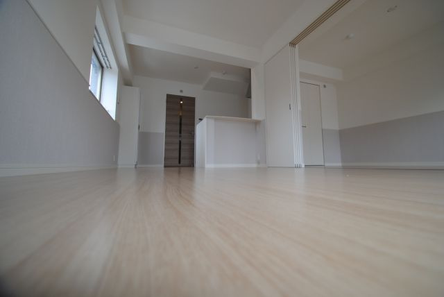 プレジデント正弥久留米駅前の居間・リビング