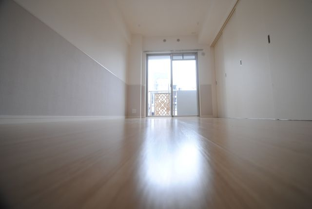 プレジデント正弥久留米駅前の洋室